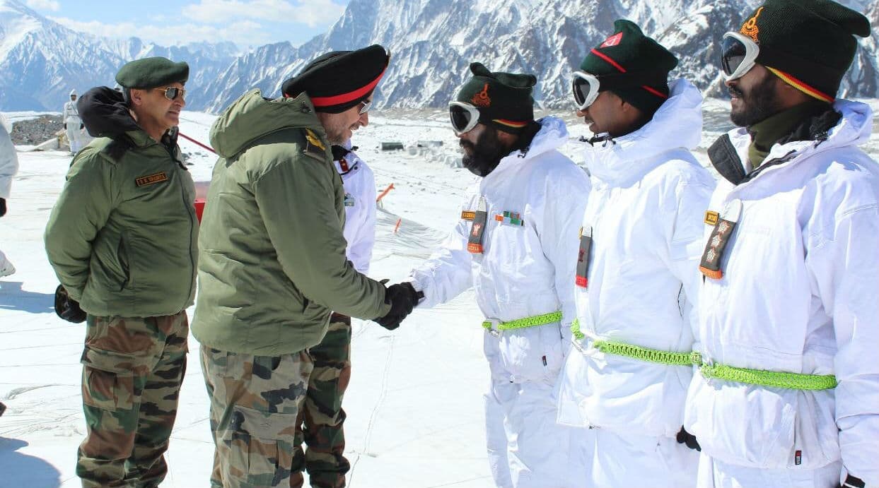 Indian Army Mulling to Re-Open Siachen Glacier in Ladakh to Tourists Indian Army Mulling to Re-Open Siachen Glacier in Ladakh to Tourists