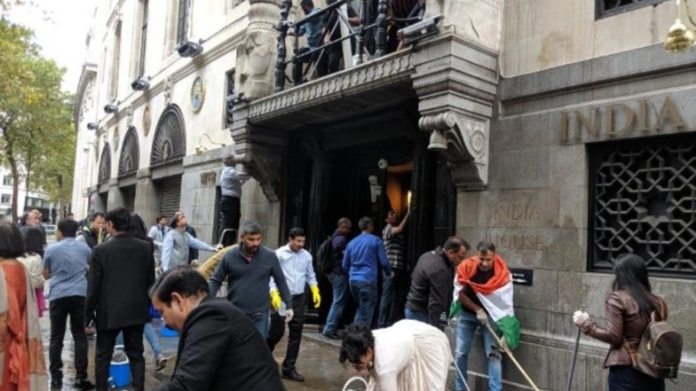 British Indians in London Clean Mess Created by Pakistani Protesters Outside Indian Embassy, Send the Special Invoice to Mayor of London (View Pics)