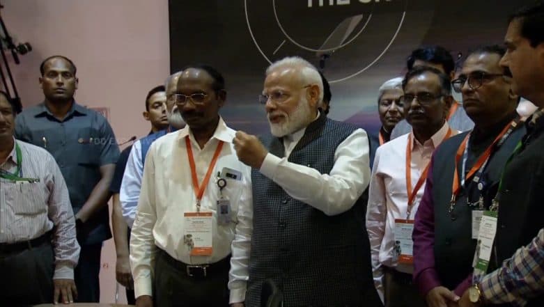 Chandrayaan 2 Moon Landing: Be Courageous, You Have Made India Proud, Says PM Narendra Modi Tells ISRO Scientists Chandrayaan 2 Moon Landing: Be Courageous, You Have Made India Proud, Says PM Narendra Modi Tells ISRO Scientists