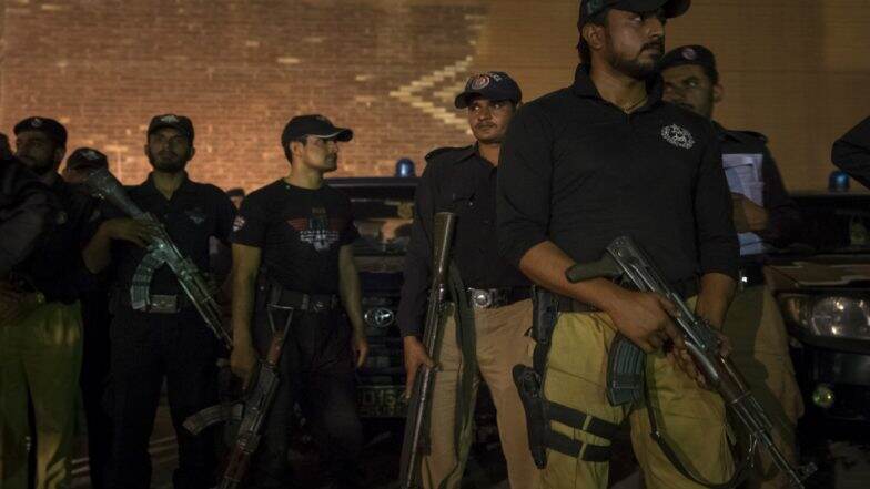 Ghotki Blasphemy Case: 218 Booked for Rioting in Pakistan's Sindh, Vandalising Hindu Temple Ghotki Blasphemy Case: 218 Booked for Rioting in Pakistan's Sindh, Vandalising Hindu Temple