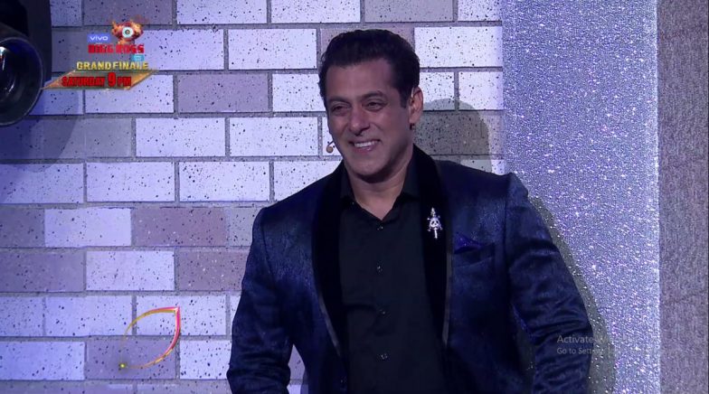 Salman Extends Monetary Help to 7000 Daily Wage Earners and 90 Vertically Challenged Workers