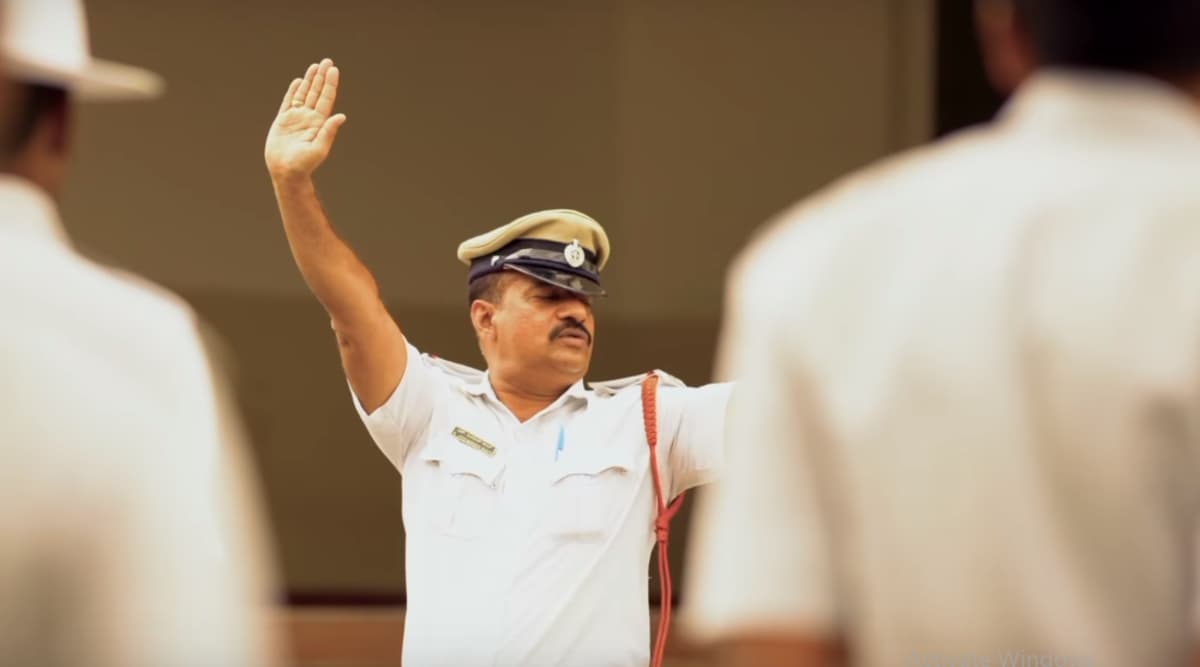 Bengaluru Police Commissioner Bhaskar Rao Invites Citizens to Spend Time With Traffic Police And Give Suggestions to Improve Bengaluru Police Commissioner Bhaskar Rao Invites Citizens to Spend Time With Traffic Police And Give Suggestions to Improve
