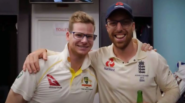 Ashes 2019: Steve Smith & Jack Leach Pose; England Cricket Hits Monstrous Six in Its Latest Banter