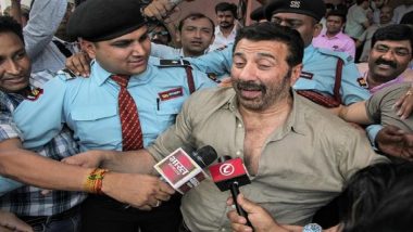 Batala Firecracker Factory Blast: Gurdaspur MP Sunny Deol Meets Victims at Hospital Nearly 24 Hours After Fatal Explosion