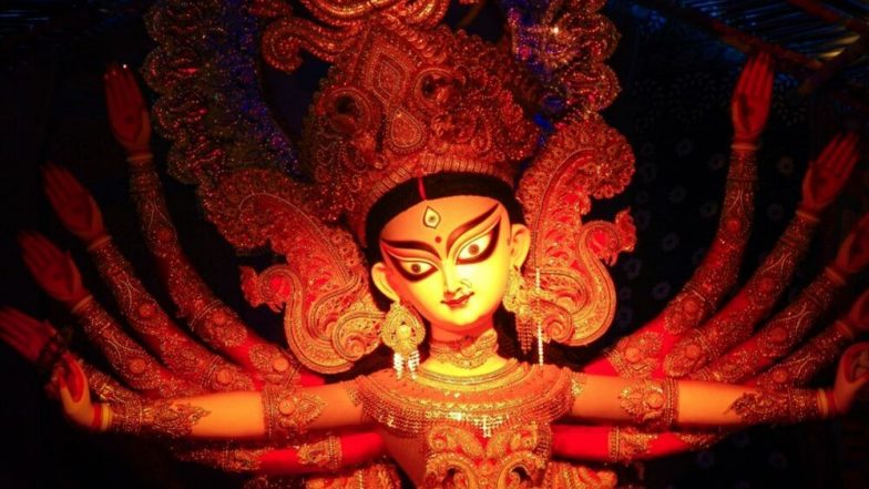 Mahalaya 2019: How to Hear Birendra Krishna Bhadra's Mahishasura Mardini Live on AIR, Watch Online on YouTube And Telecast on Zee Bangla, Star Jalsha & Other Channels