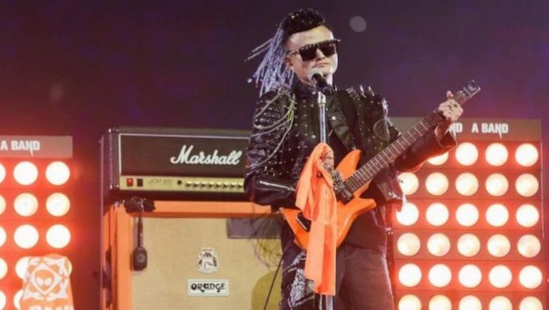 Jack Ma Steps Down From Alibaba in Tears, Dons Guitar And Rockstar Wig on His Farewell Night