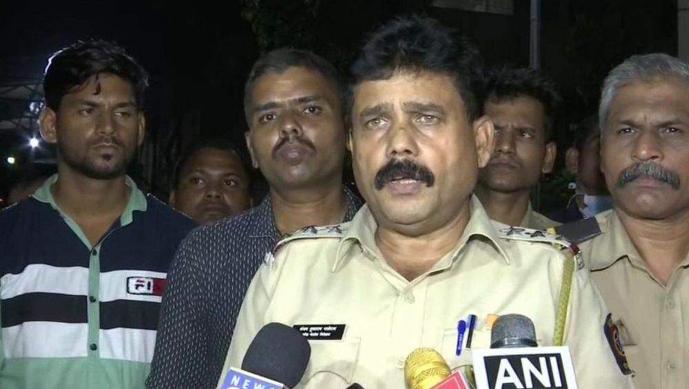 Mumbai: Owner of Coaching Institute 'Mayank Tutorials' Stabbed to Death by Ex-Employee Who Was Sacked Recently Mumbai: Owner of Coaching Institute 'Mayank Tutorials' Stabbed to Death by Ex-Employee Who Was Sacked Recently