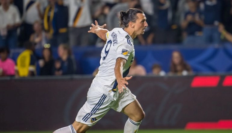 Zlatan Ibrahimovic’s Bicycle Kick during LA Galaxy vs New England Revolution Qualifies for ‘Goal of the Day’