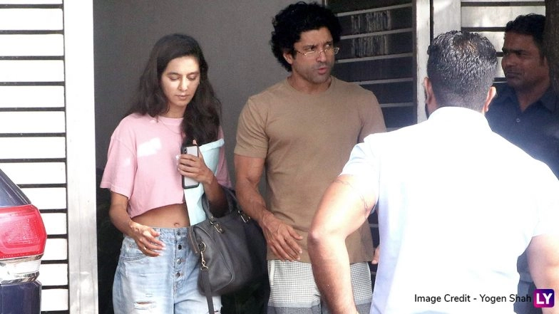 Farhan Akhtar Spends Quality Time with His Daughters Shakya-Akira and GF Shibani Dandekar at Zoya Akhtar’s Residence (View Pics)