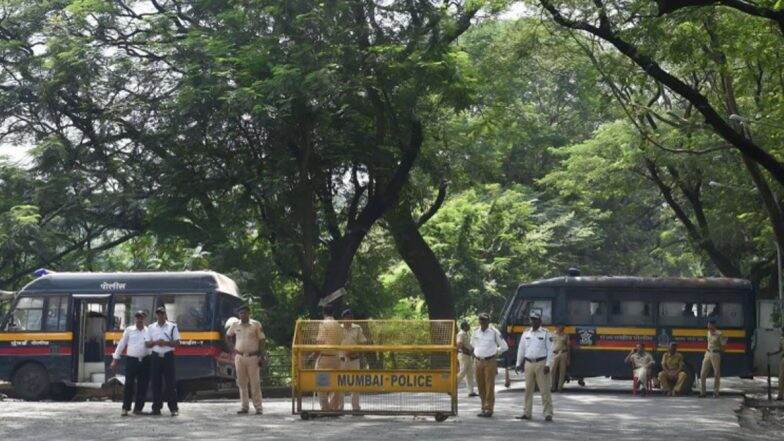 Aarey Tree Felling: Supreme Court Orders Maharashtra Government to Stop Cutting Trees For Proposed Mumbai Metro Car Shed, Next Hearing on October 21 Aarey Tree Felling: Supreme Court Orders Maharashtra Government to Stop Cutting Trees For Proposed Mumbai Metro Car Shed, Next Hearing on October 21