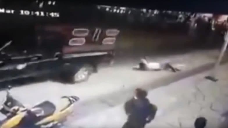 Mexican Mayor Jorge Luis Escandon Tied to Truck, Dragged Through Street in Protest; Incident Caught on Camera Mexican Mayor Jorge Luis Escandon Tied to Truck, Dragged Through Street in Protest; Incident Caught on Camera