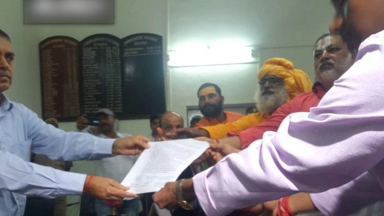 Diwali 2019 in Ayodhya: VHP Denied Permission to Offer Prayers, Light Diyas at Makeshift Ram Temple at Disputed Site on Deepavali