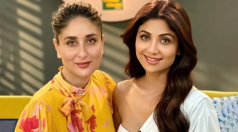 WATCH! Kareena Kapoor and Shilpa Shetty Look Stunning As They Pose Along