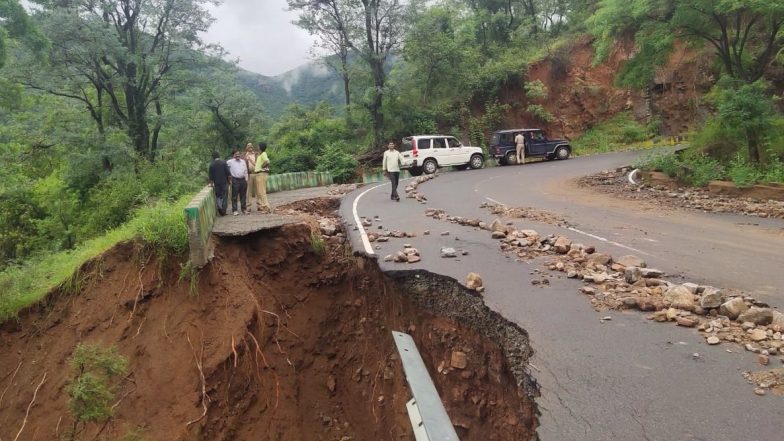 Karnataka Rain Fury: Narayanpur Chaya Bhagavathi Temple Partially Submerged in Water, House Collapses in Gadag; Watch Videos