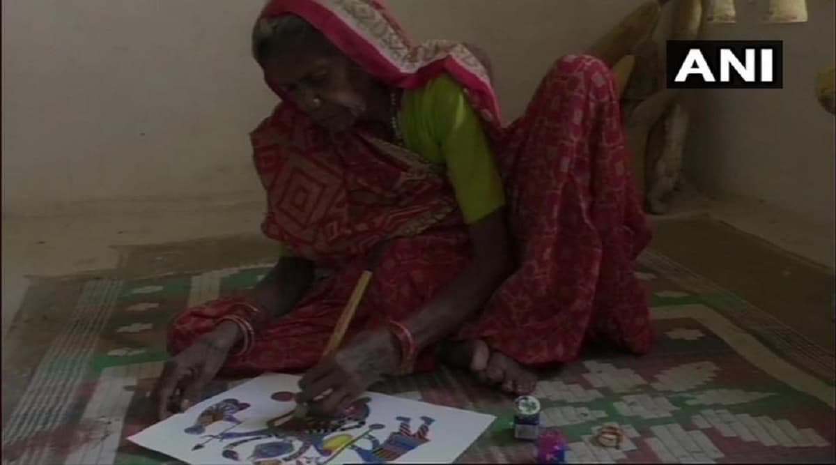 Madhya Pradesh: Paintings of 80-Year-Old Tribal Woman Jodhaiya Bai Baiga From Umaria on Exhibition at Milan in Italy Madhya Pradesh: Paintings of 80-Year-Old Tribal Woman Jodhaiya Bai Baiga From Umaria on Exhibition at Milan in Italy