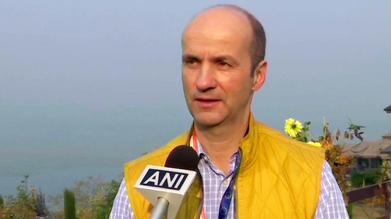 Indian Opposition Leaders Should be Allowed to Visit Jammu And Kashmir, Says EU MP Nicolaus Fest After Visiting Valley