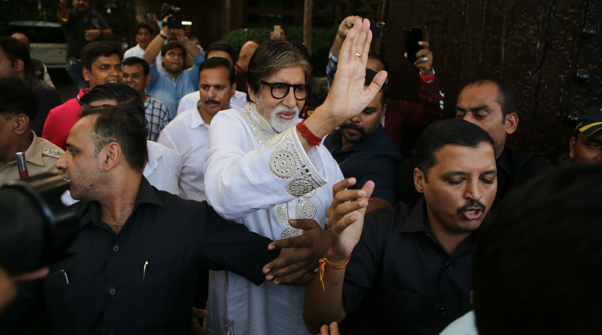 Amitabh Bachchan Health Update: Fans Confused About Big B's Health Condition After He Shares Karwa Chauth Post Amitabh Bachchan Health Update: Fans Confused About Big B's Health Condition After He Shares Karwa Chauth Post