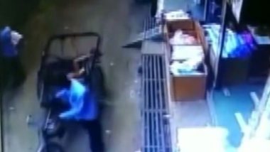 Madhya Pradesh Miracle: Child Falls From Second Floor Balcony in Tikamgarh, Saved by Passing Rickshaw; Watch Video