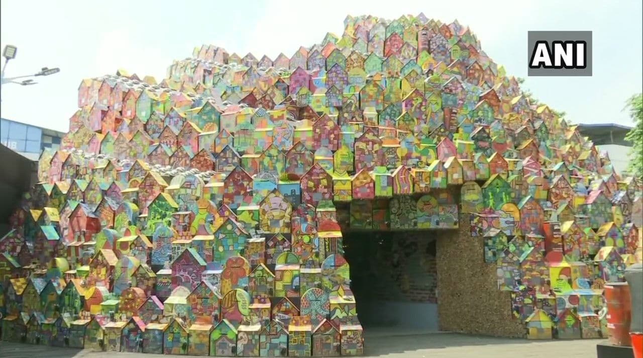 Durga Puja Pandal Decorated with Over 4,000 Letterboxes, Computer Mouse in Kolkata Durga Puja Pandal Decorated with Over 4,000 Letterboxes, Computer Mouse in Kolkata