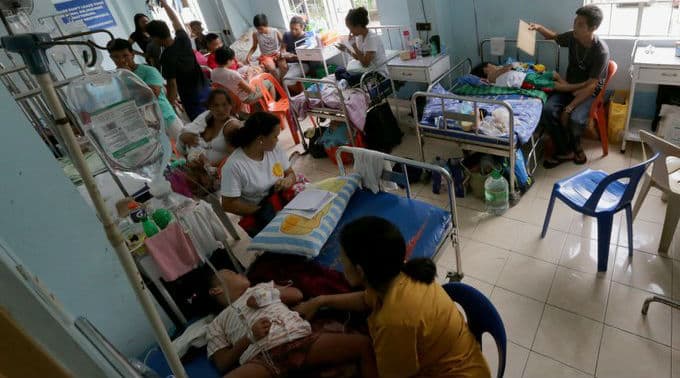 Dengue Claims 250 Lives in Pakistan, Over 50,000 Patients Tested Positive Dengue Claims 250 Lives in Pakistan, Over 50,000 Patients Tested Positive