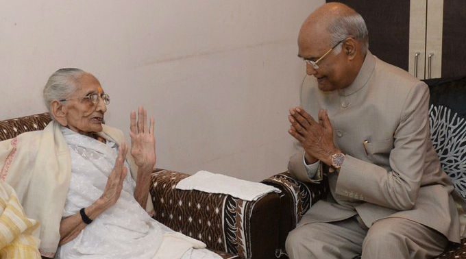President Ram Nath Kovind Meets PM Narendra Modi's Mother Hiraba in Gujarat