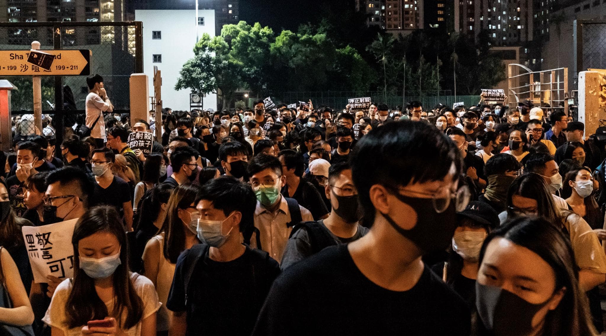 Hong Kong to Ban Face Masks in Protest Crackdown: Reports Hong Kong to Ban Face Masks in Protest Crackdown: Reports