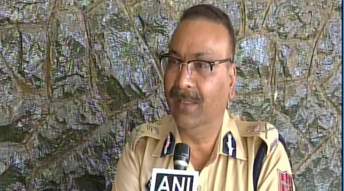 Jammu And Kashmir: Security Forces Deployed and Kept on Alert Ahead of Restoration of Postpaid Mobile Services in Valley Jammu And Kashmir: Security Forces Deployed and Kept on Alert Ahead of Restoration of Postpaid Mobile Services in Valley