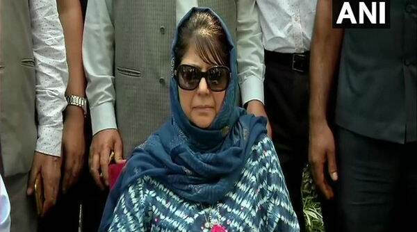 Jammu and Kashmir: 10-Member PDP Delegation to Meet Mehbooba Mufti Tomorrow Jammu and Kashmir: 10-Member PDP Delegation to Meet Mehbooba Mufti Tomorrow