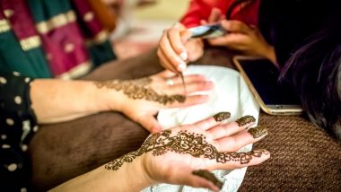 Karwa Chauth 2019 Portrait Mehendi Designs: Beautiful Henna Patterns to Make on This Karva Chauth Festival (Watch Videos)