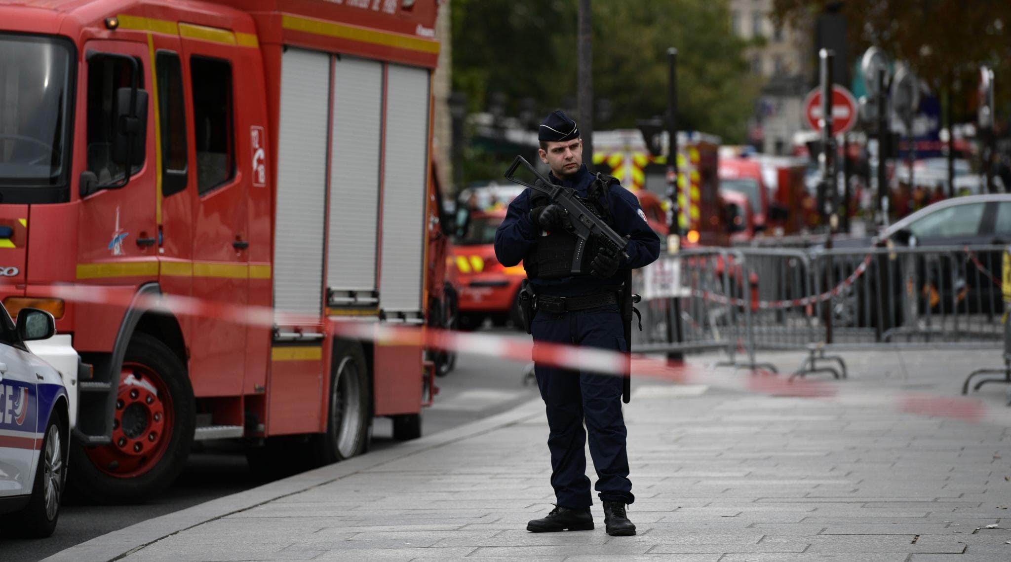 Paris Knife Attack: Four Officers Killed at Police Headquarters Paris Knife Attack: Four Officers Killed at Police Headquarters
