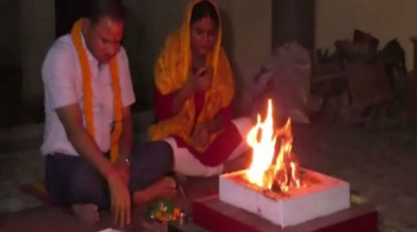UP: Hapur SDM Marries Woman Who Accused Him of Sexual Abuse