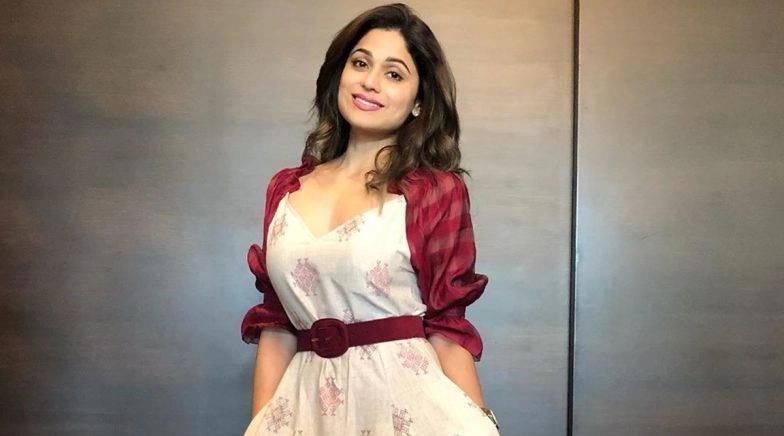 Shamita Shetty Urges the Government to Increase Pension for the Elderly