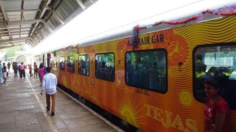 Tejas Express Update: In a First, Passengers of Lucknow-New Delhi Tejas Express to Get Compensation of Rs 250 Each, Free Refreshments for Delayed Journey