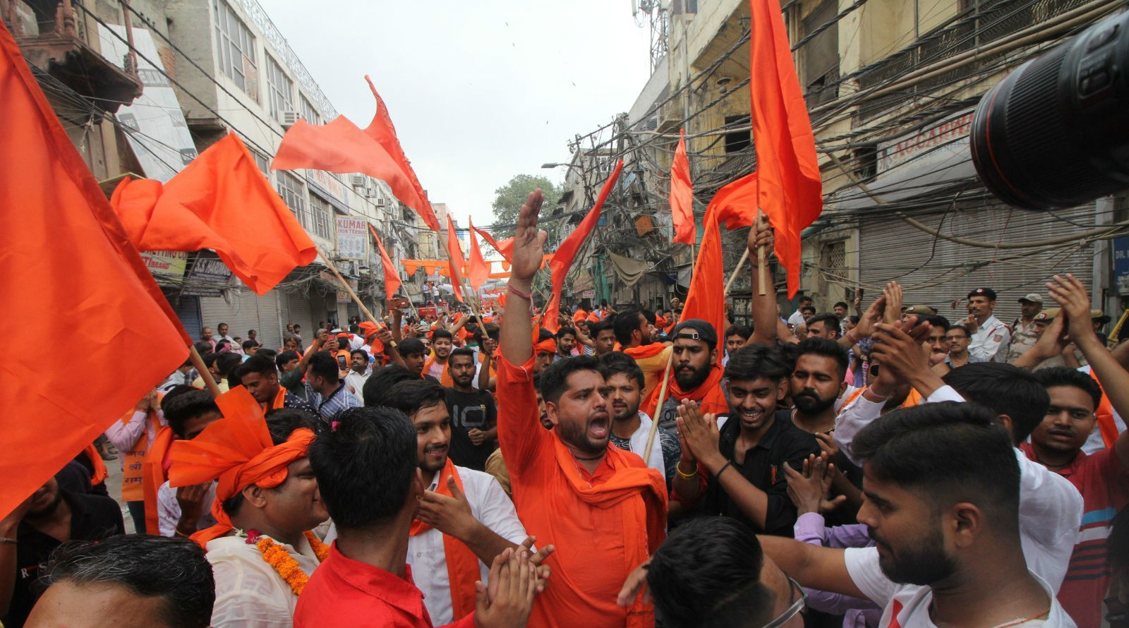 Ayodhya: VHP Stalls 'Trishul Diksha' Programme Ahead of Supreme Court's Verdict in ...