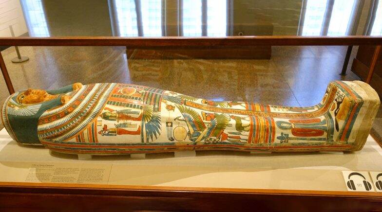 Archaeologists discover 20 wooden coffins in Egypt. 