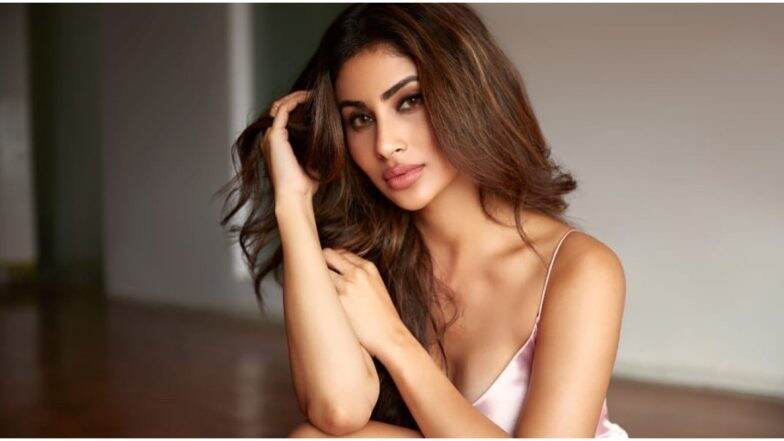 Mouni Roy Confirms She Is Single, тАШMade In ChinaтАЩ Actress Says Suraj Nambiar Is Her Friend Mouni Roy Confirms She Is Single, тАШMade In ChinaтАЩ Actress Says Suraj Nambiar Is Her Friend
