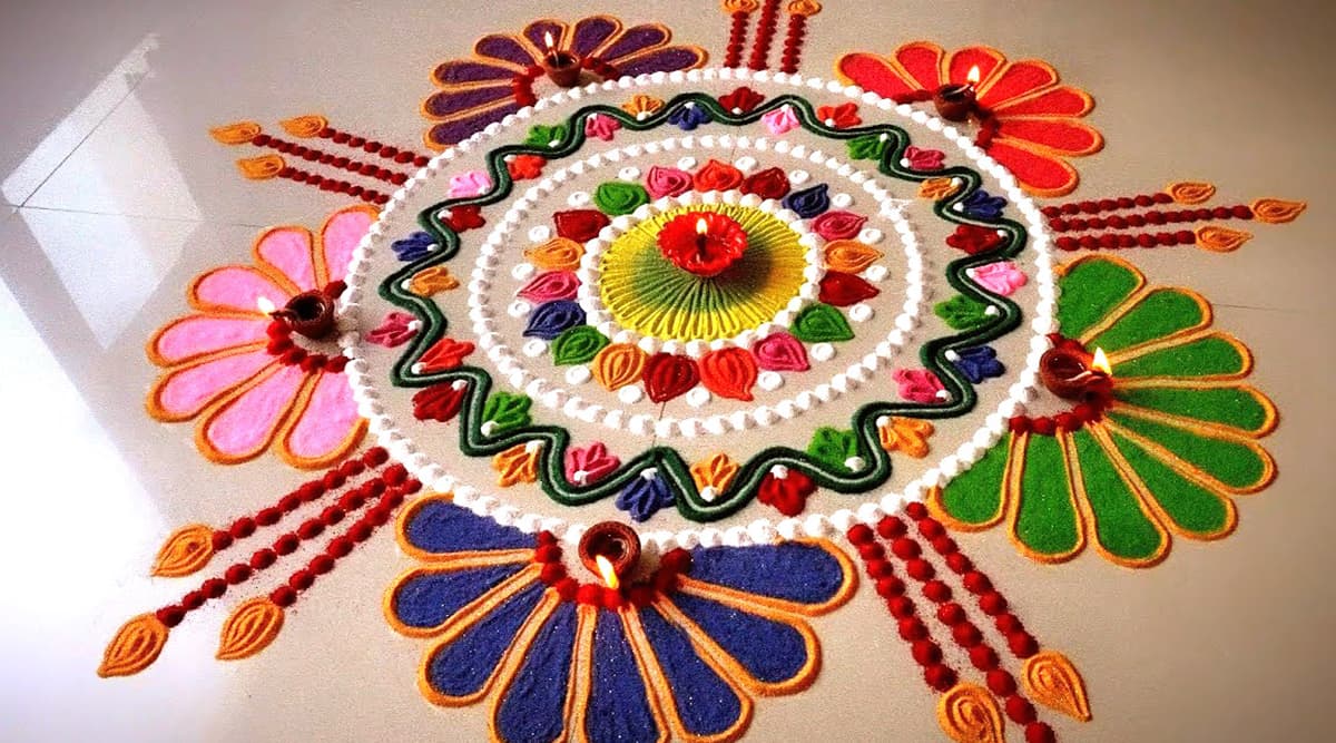 Latest Simple Rangoli Designs For Diwali 2020 Quick Way To Make Colourful Rangoli Patterns And Pookalam Designs With Marigold Flowers For Deepawali Watch Diy Videos Latestly