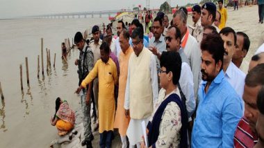 Chhath Puja 2019: Ravi Shankar Prasad Takes Stock of Puja Preparations in Patna