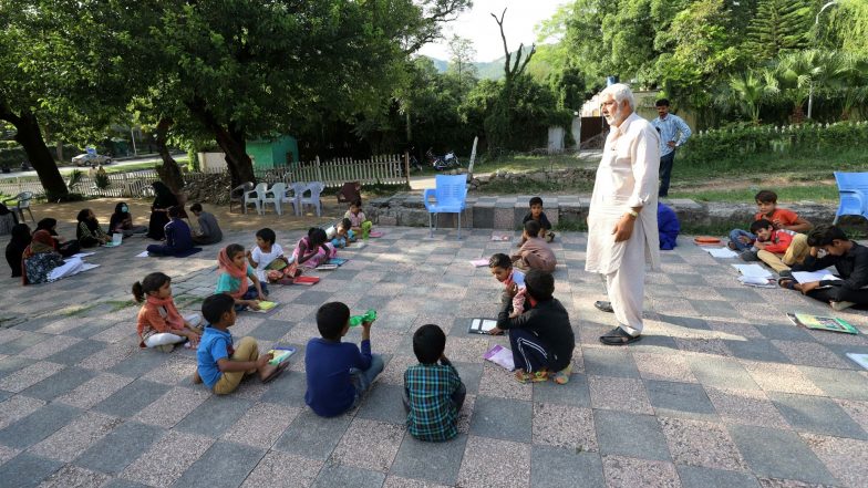 China Approves Construction of 58 Schools, 30 Hospitals in Pakistan's Tribal Districts