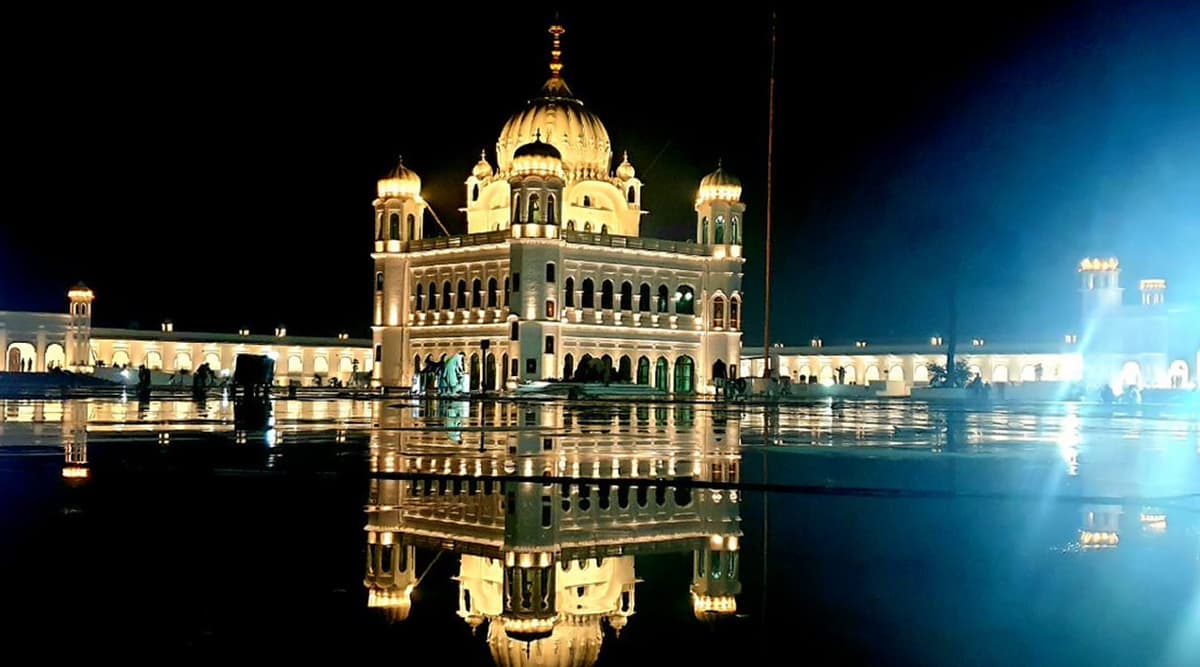 Kartarpur Corridor Inauguration: 562 Pilgrims Visit Gurdwara in Pakistan on First Day Kartarpur Corridor Inauguration: 562 Pilgrims Visit Gurdwara in Pakistan on First Day