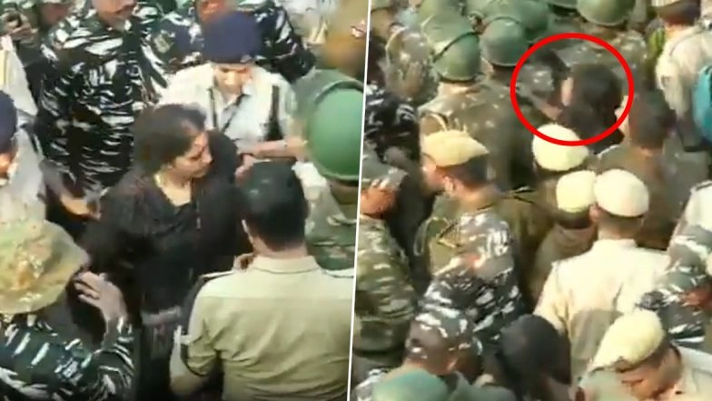 JNU Students, Delhi Police Clash Outside Campus, Here's List of Demands of Protesters