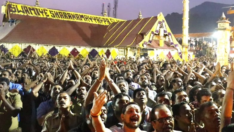 Kerala: Devotees Throng Sabarimala Temple As the Lord Ayyapa Shrine Opens for 41-Day Pilgrimage Season; See Pics