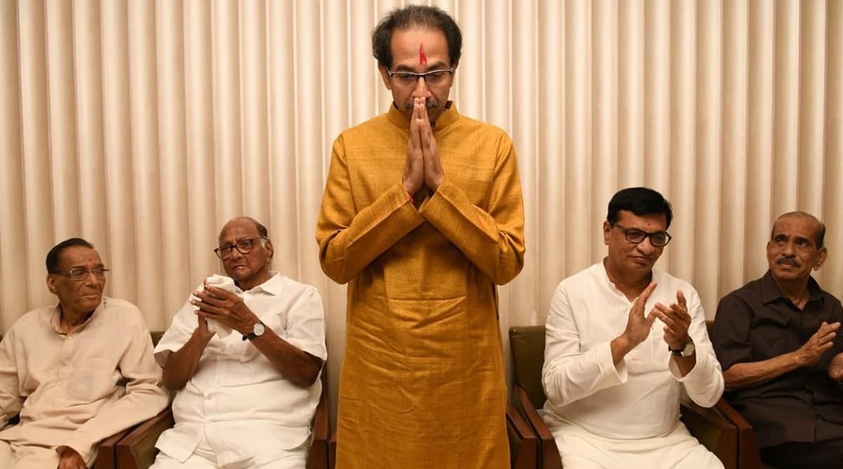 Maharashtra Politics: From Devendra Fadanavis's Resignation to Uddhav Thackeray Becoming Leader of Maha Vikas Agadi, Here Is All That Happened After SC Order on Floor Test Maharashtra Politics: From Devendra Fadanavis's Resignation to Uddhav Thackeray Becoming Leader of Maha Vikas Agadi, Here Is All That Happened After SC Order on Floor Test