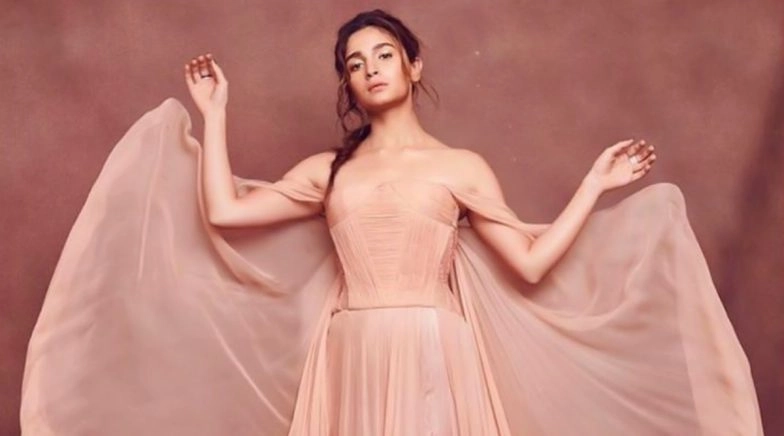 Alia Bhatt took to Instagram to rubbish media reports of being injured 