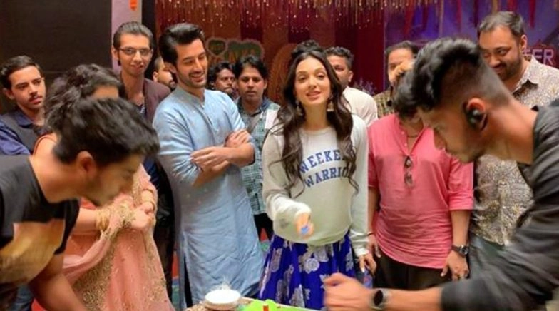 Kiara Advani Wraps Up ‘Indoo Ki Jawani’, Celebrates with Aditya Seal and the Entire Team 