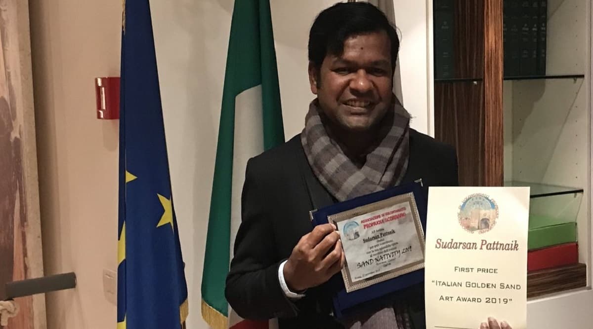 Sudarsan Pattnaik Becomes First Indian to Win Italian Golden Sand Art Award 2019 (View Pic) Sudarsan Pattnaik Becomes First Indian to Win Italian Golden Sand Art Award 2019 (View Pic)