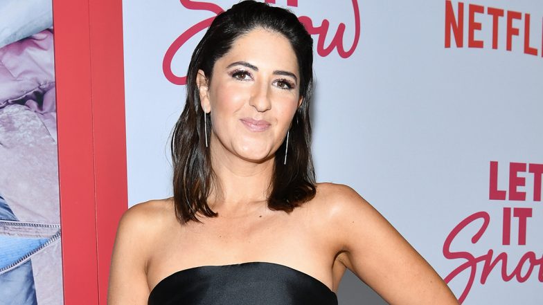&lsquo;A League of Their Own&rsquo; Adaptation: D&rsquo;Arcy Carden to Star in Series Based on Women&rsquo;s Baseball Team during World War II