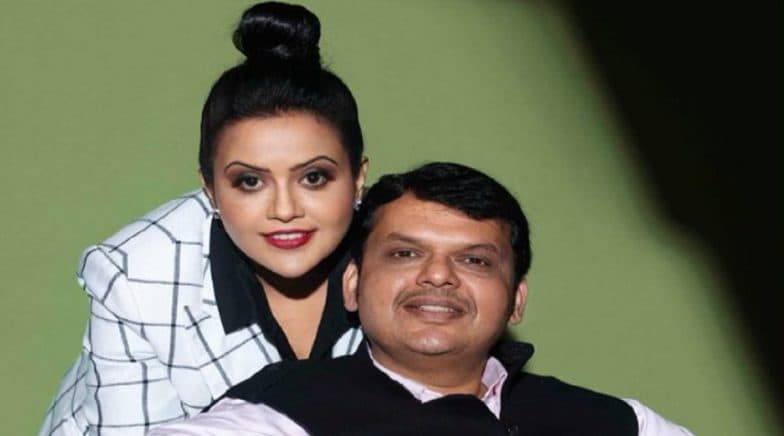 Devendra Fadnavis' Wife Amruta Fadnavis Wishes Husband on Their 14th Marriage Anniversary