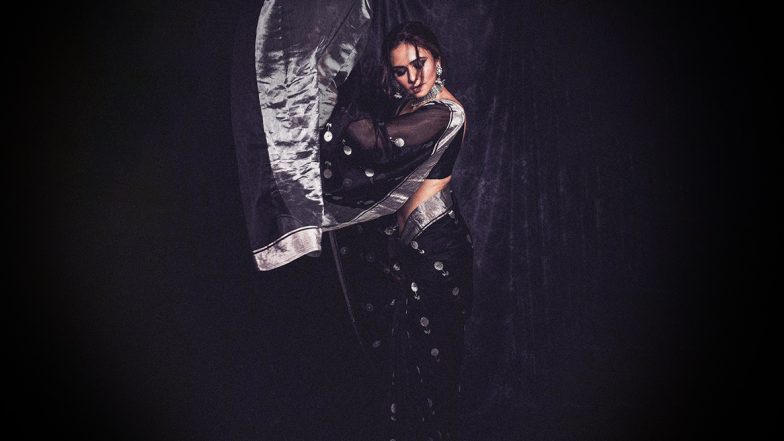 Amruta Khanvilkar Birthday: 10 Times the Raazi Actress Made Amazing Saree Statements!