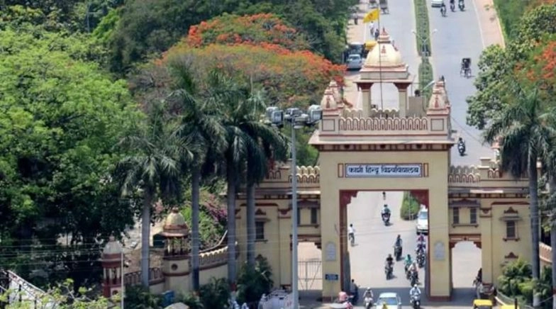BHU Students Withdraw Sit-In Agitation Against Appointment of Professor Feroz Khan